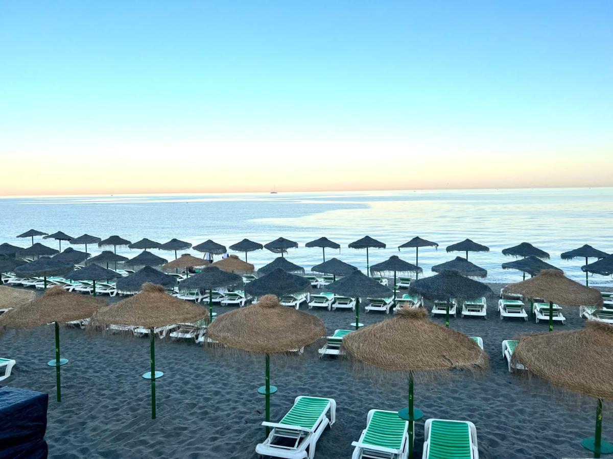 Cozy Fuengirola Apartment With Sea View & Pool Exterior photo