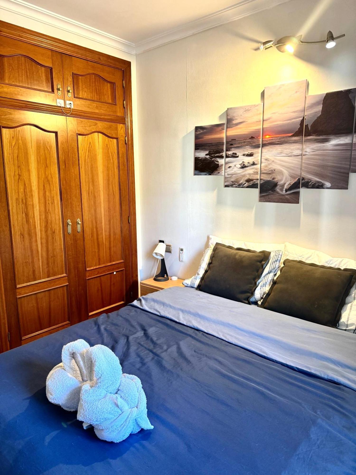 Cozy Fuengirola Apartment With Sea View & Pool Exterior photo