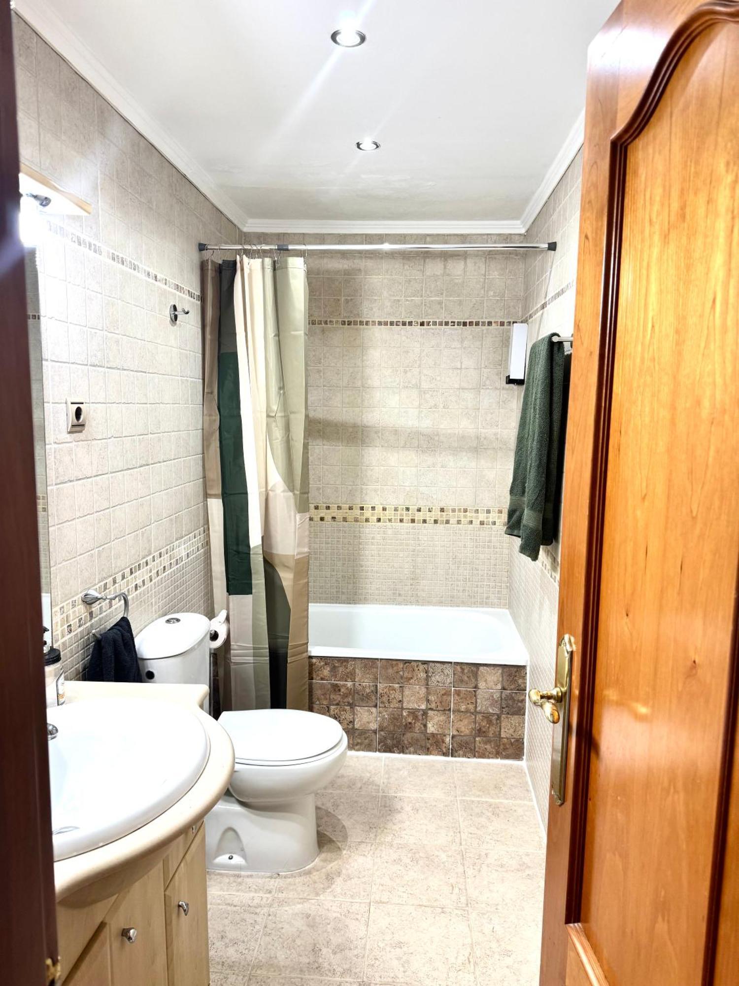 Cozy Fuengirola Apartment With Sea View & Pool Exterior photo